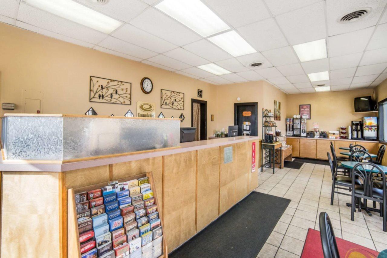 Econo Lodge Rock Springs Bagian luar foto