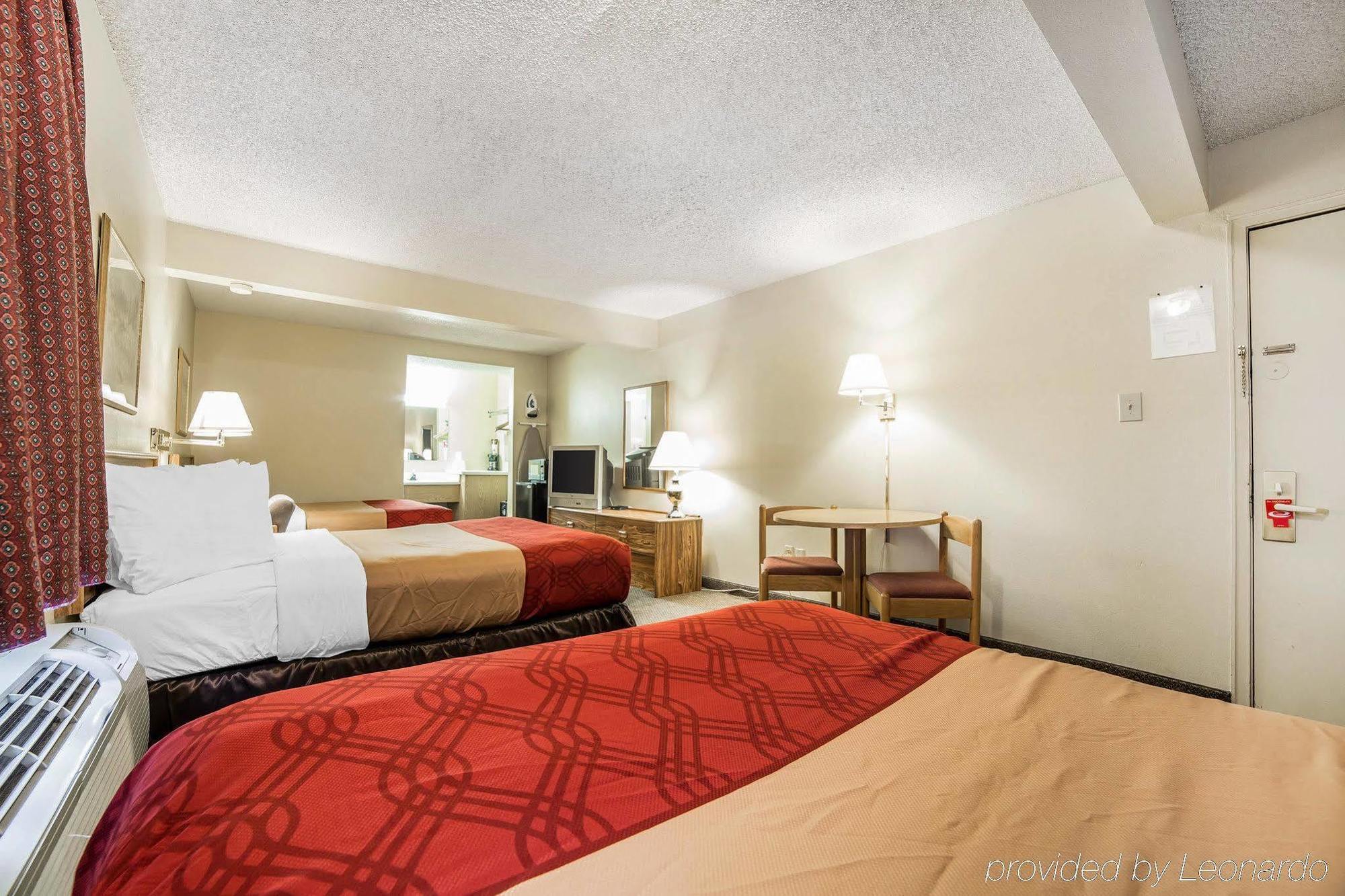 Econo Lodge Rock Springs Bagian luar foto